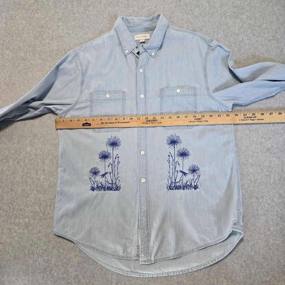 Free‎ Assembly Button Down Shirt Womens L Blue Floral Embroidered Cottagecore